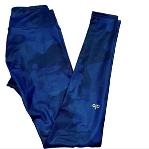 ALO Yoga Blue Camo Leggings